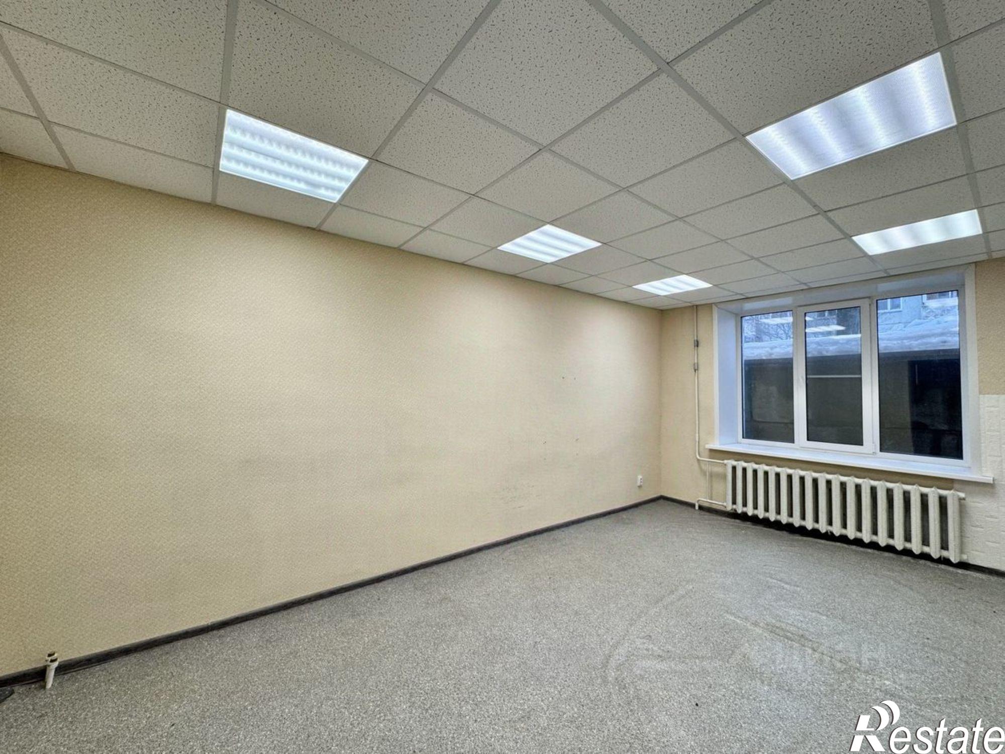 Купить помещение свободного назначения за 11 300 000 рублей на Киров г., Крупской ул., 6А