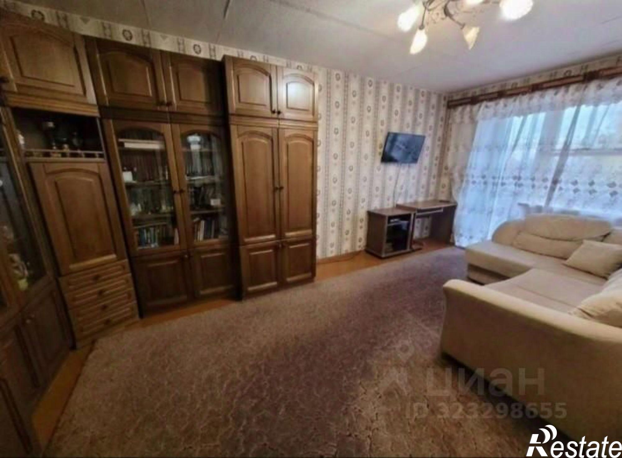 Сдать квартиру за 30 000 рублей на Киров, улица Ленина, 200А