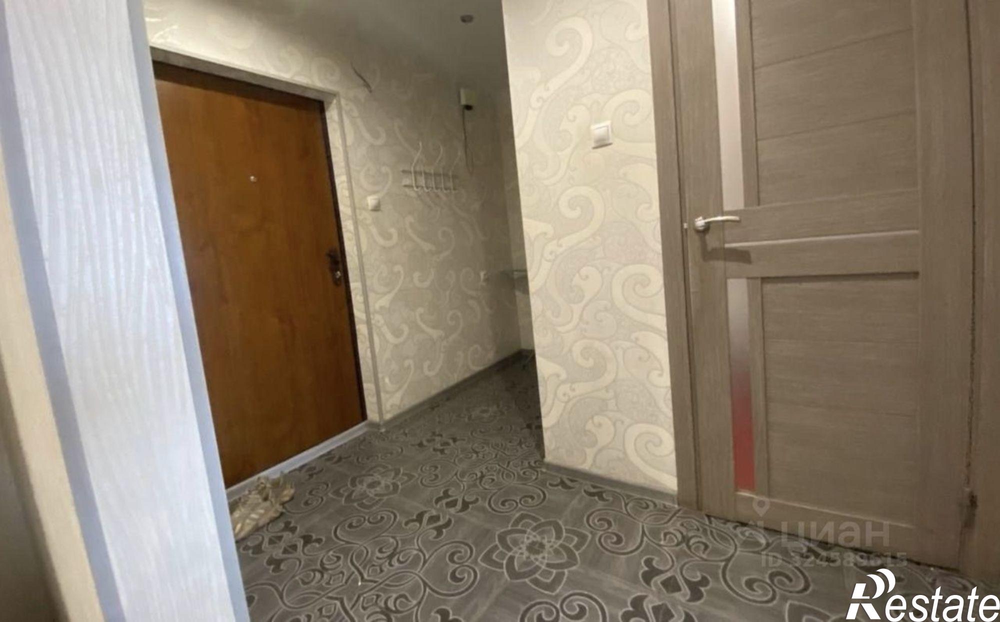 Сдать квартиру за 23 000 рублей на Киров, Московская улица, 121к1