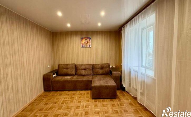 4-комн квартира посёлок городского типа Оричи, улица Свободы, 72