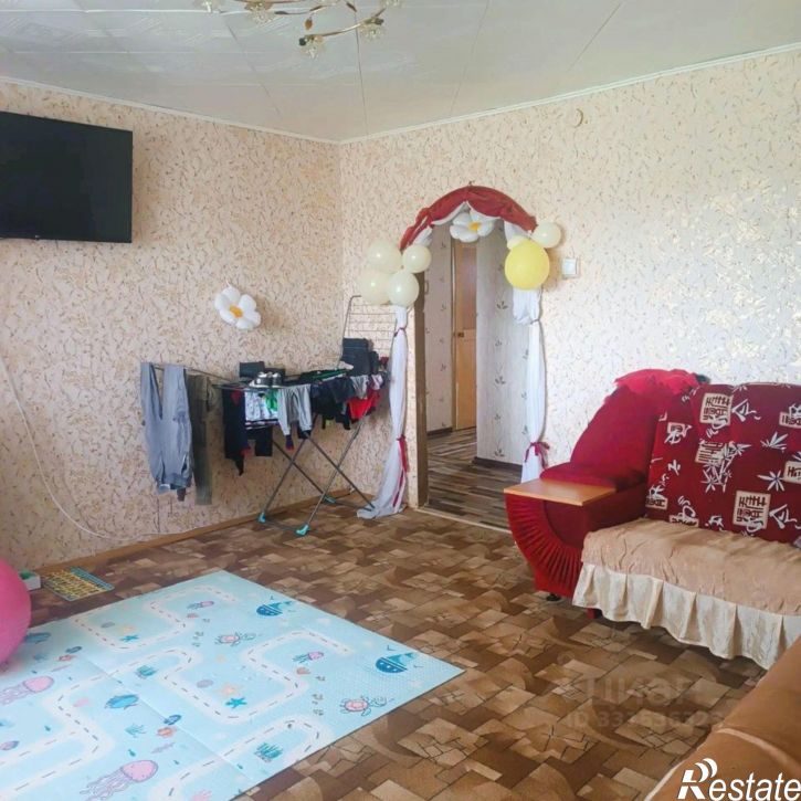 3-комн квартира поселок Дубровка, ул Солнечная, 1