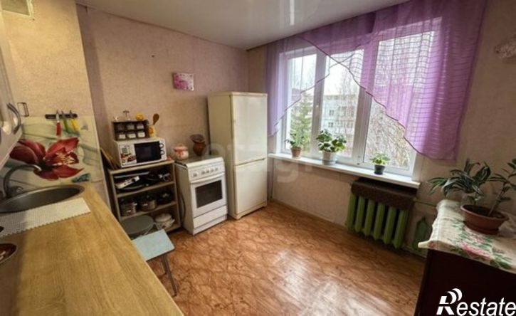 2-комн квартира ул 70-летия Октября, 105,  д. 105