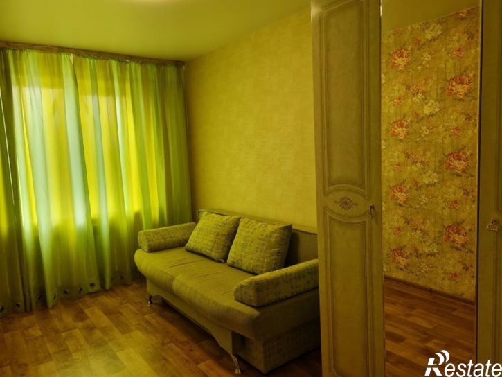 2-комн квартира Строителей улица, 17ка