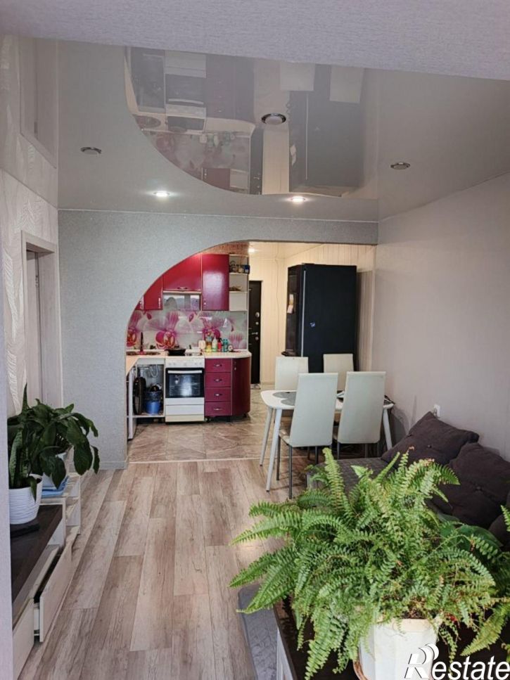 2-комн квартира Киров, Заводская улица, 6к2