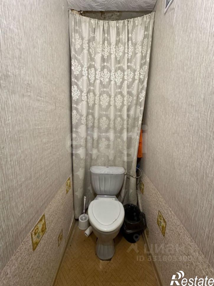 2-комн квартира ул 70-летия Октября, 105,  д. 105