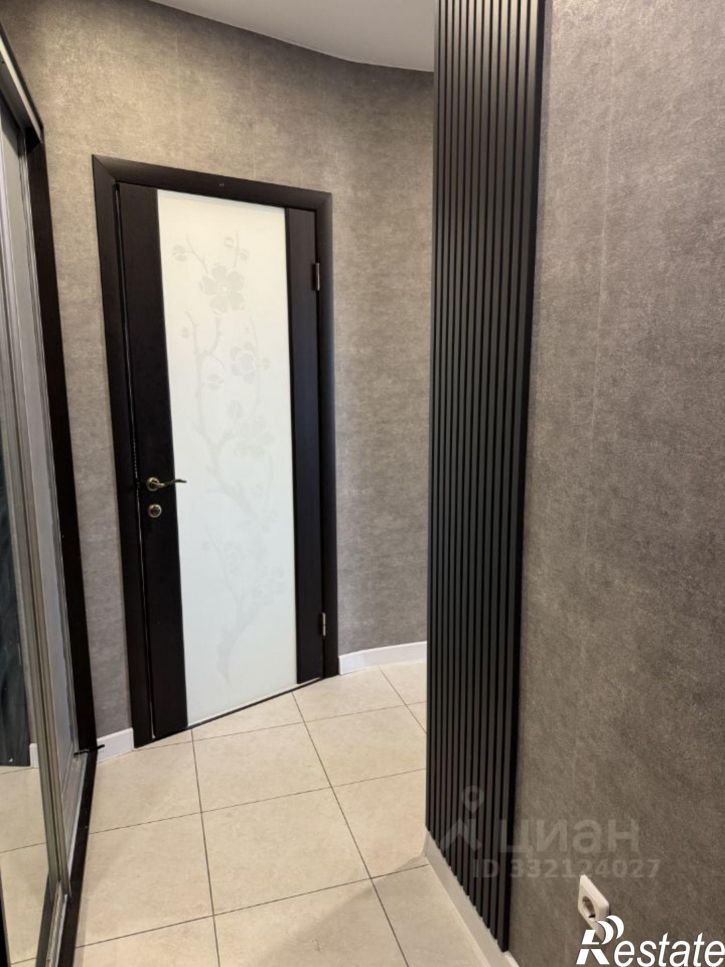 2-комн квартира Киров, улица Свободы, 130к2
