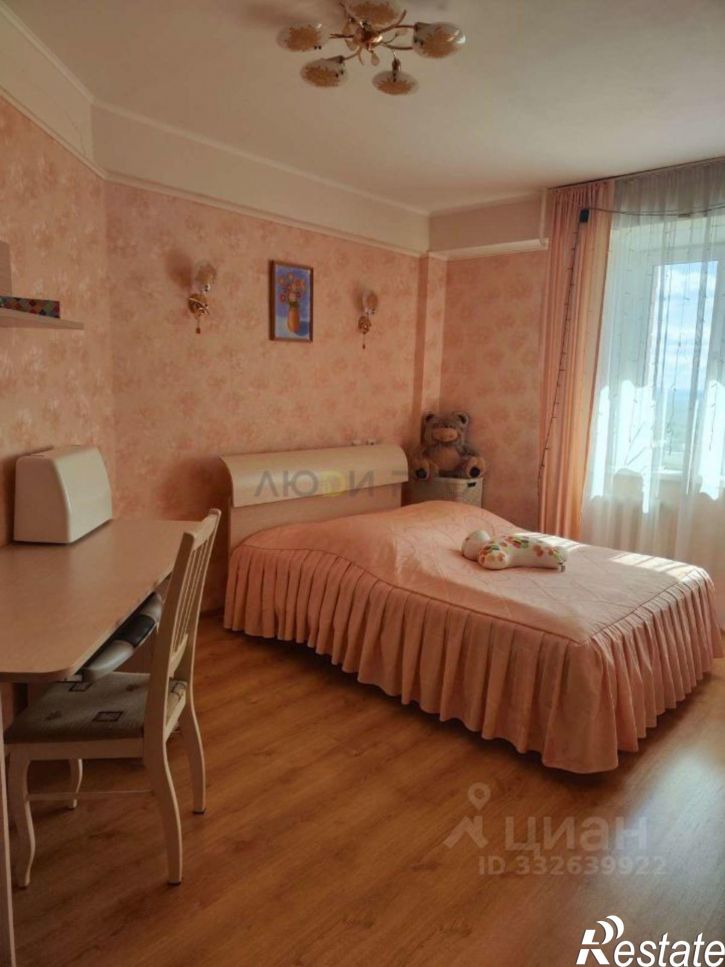 3-комн квартира улица Горького,дом 25