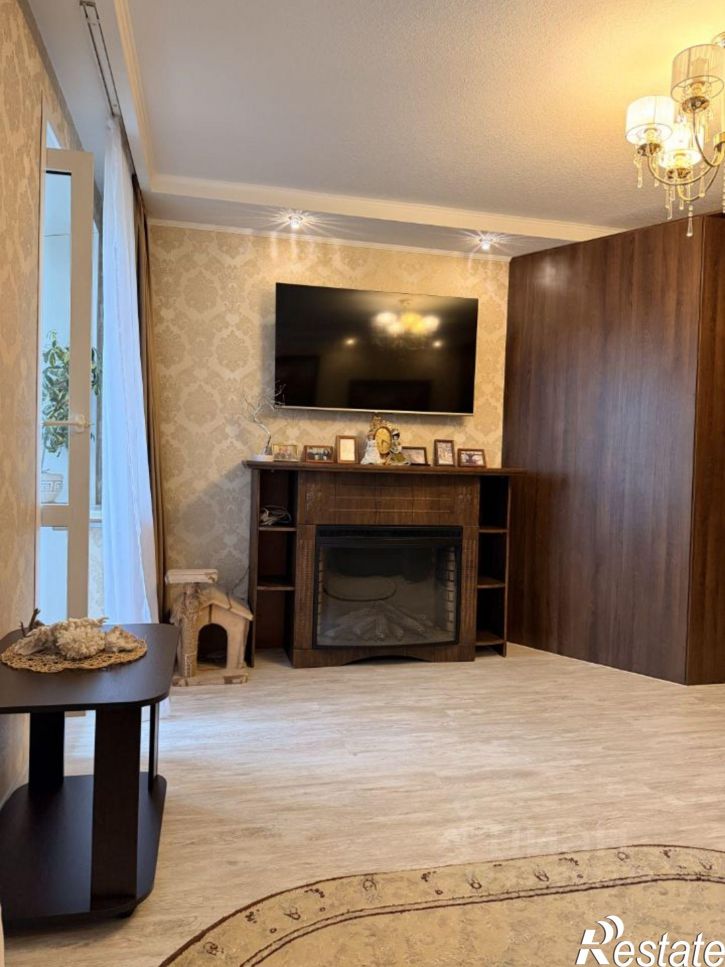 3-комн квартира Киров, улица МОПРа, 25к2