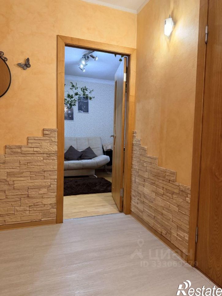 3-комн квартира Киров, улица МОПРа, 25к2