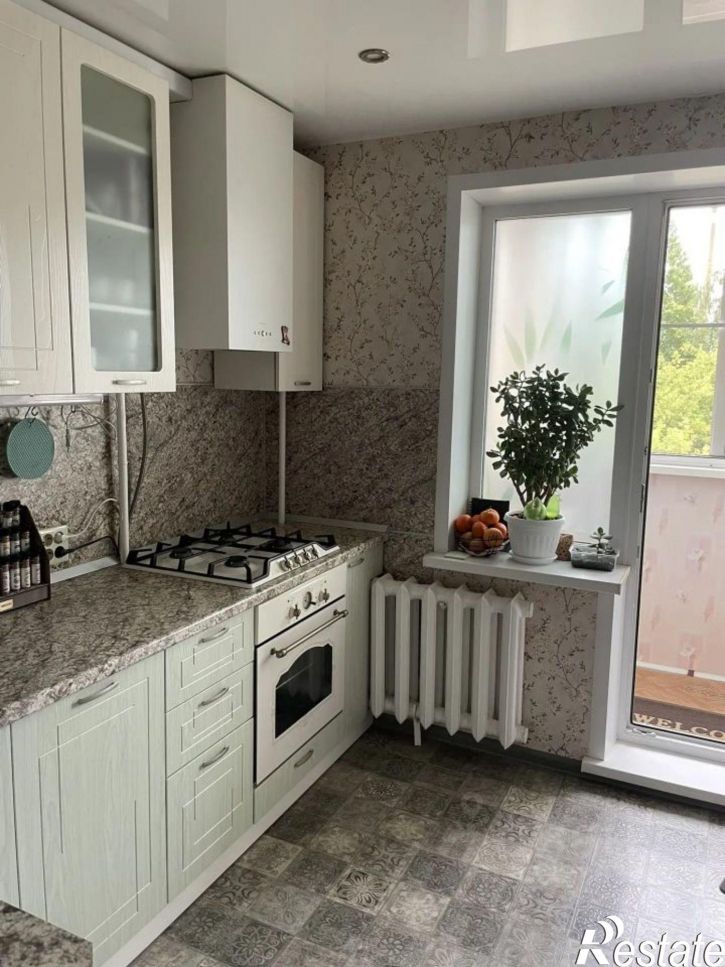3-комн квартира Слободской, улица Корто, 6