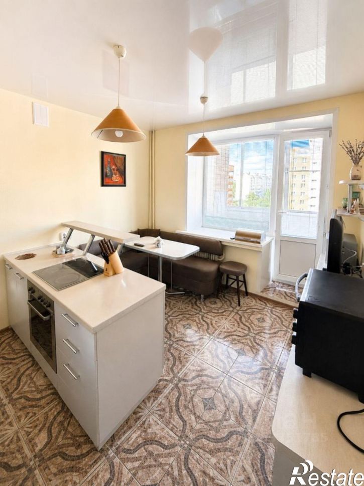 2-комн квартира Киров, Морозовская улица, 77