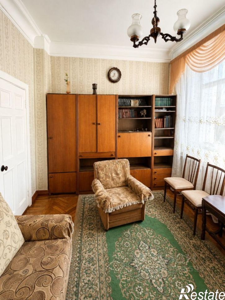 2-комн квартира Киров, Октябрьский проспект, 63